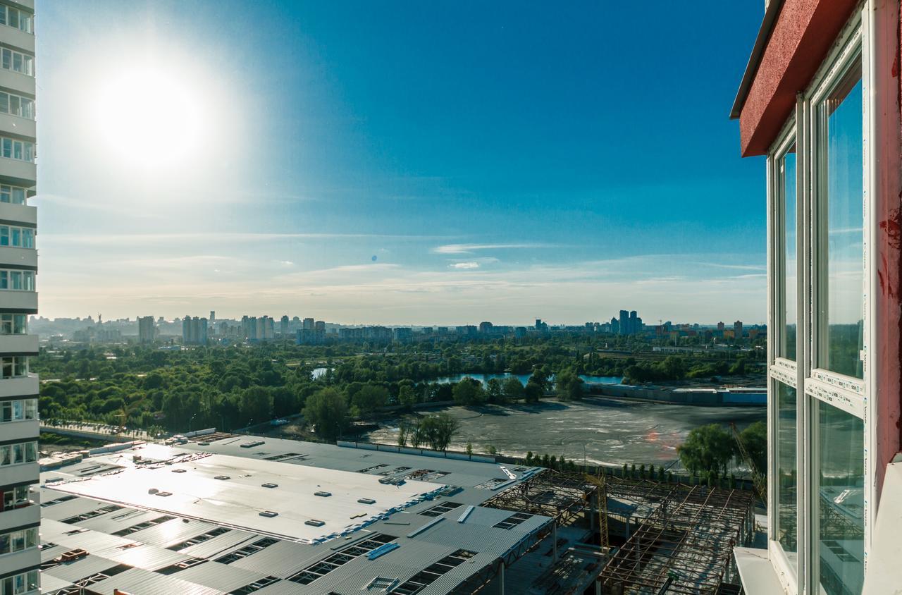 Flatrent Drahomanova 2A Apartment Kiev Luaran gambar
