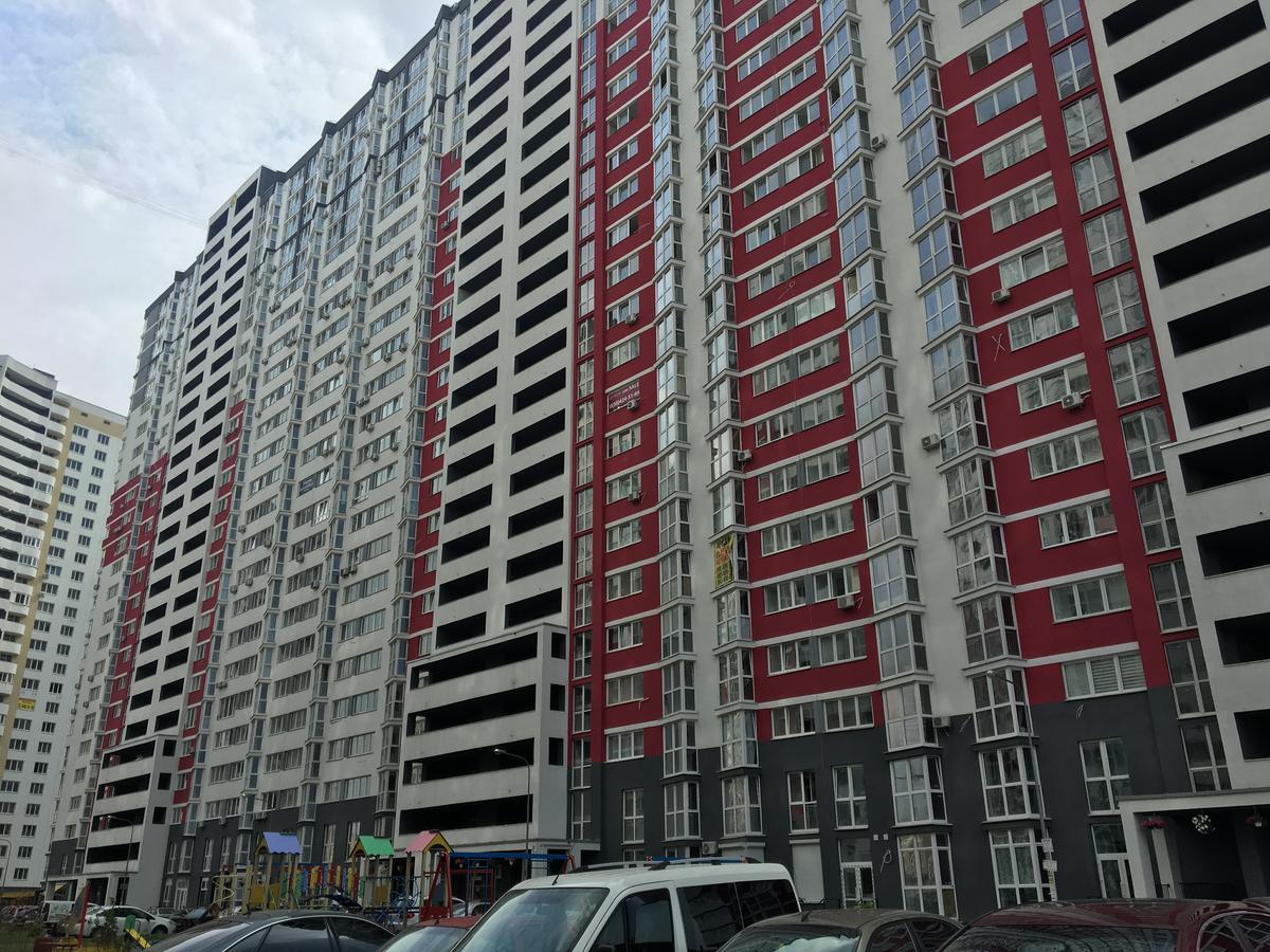 Flatrent Drahomanova 2A Apartment Kiev Luaran gambar