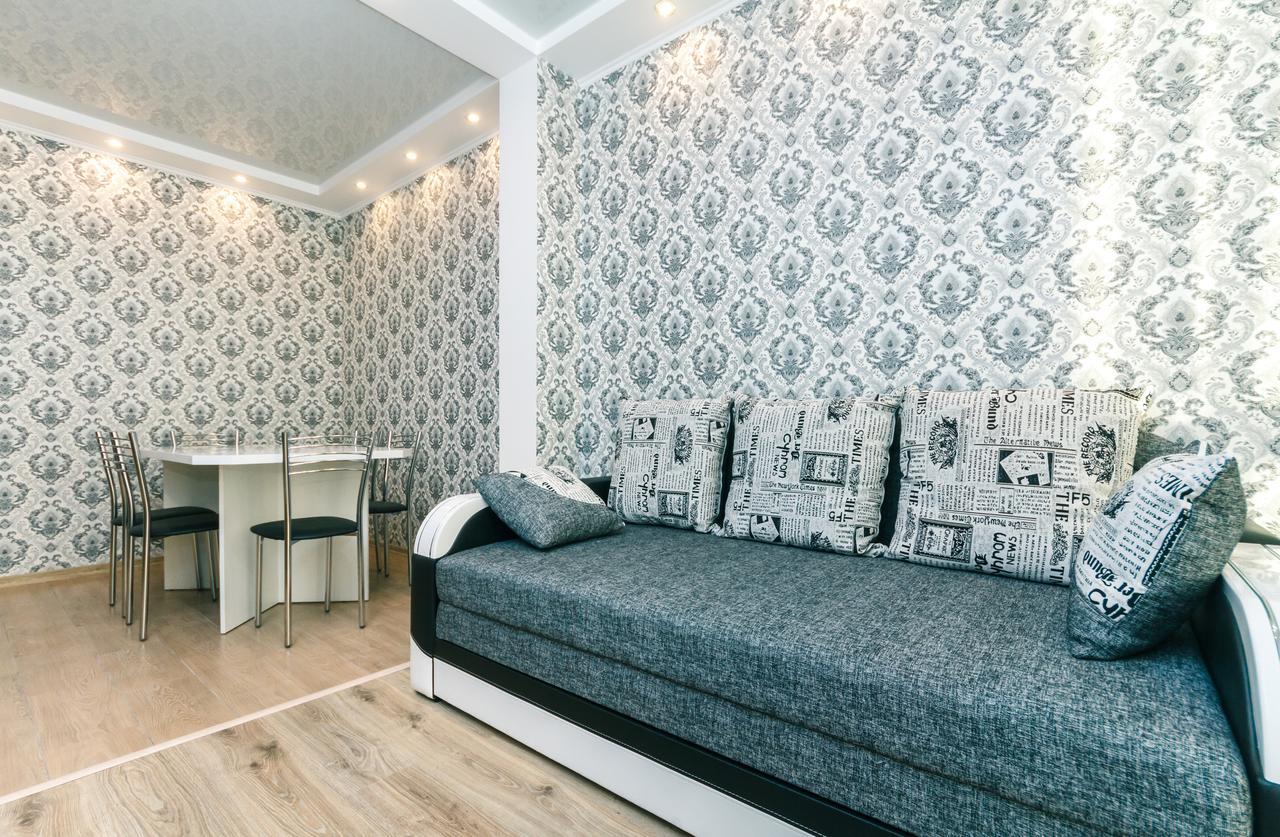 Flatrent Drahomanova 2A Apartment Kiev Luaran gambar