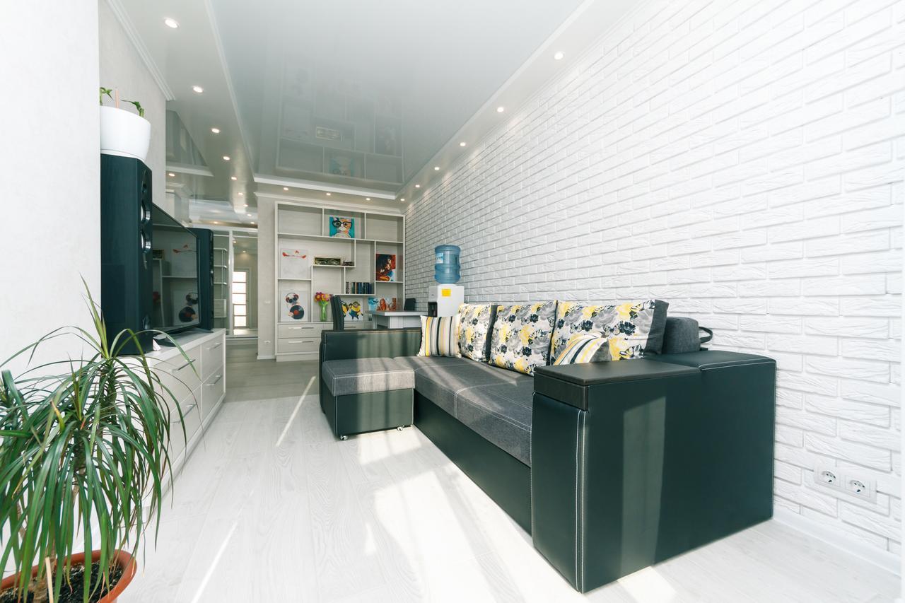 Flatrent Drahomanova 2A Apartment Kiev Luaran gambar