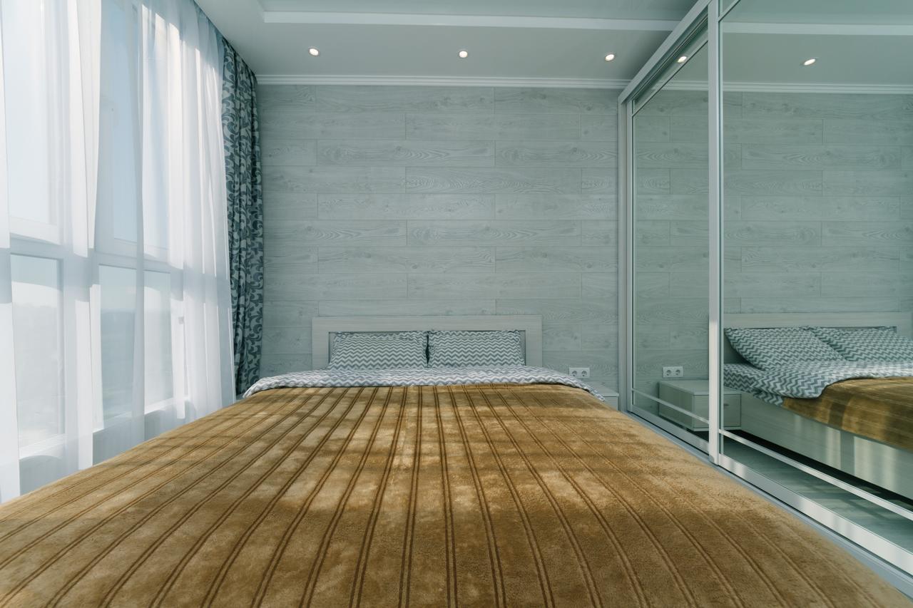 Flatrent Drahomanova 2A Apartment Kiev Luaran gambar